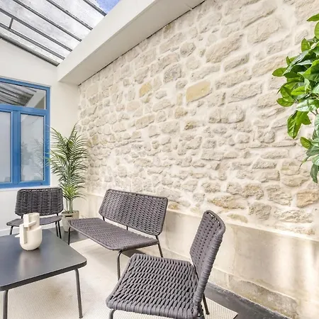 Le Patio Reaumur Elegant 2-bedroom * Paris