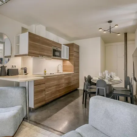 Le Patio Reaumur Elegant 2-bedroom * Paris