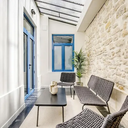 Le Patio Reaumur Elegant 2-bedroom * Paris